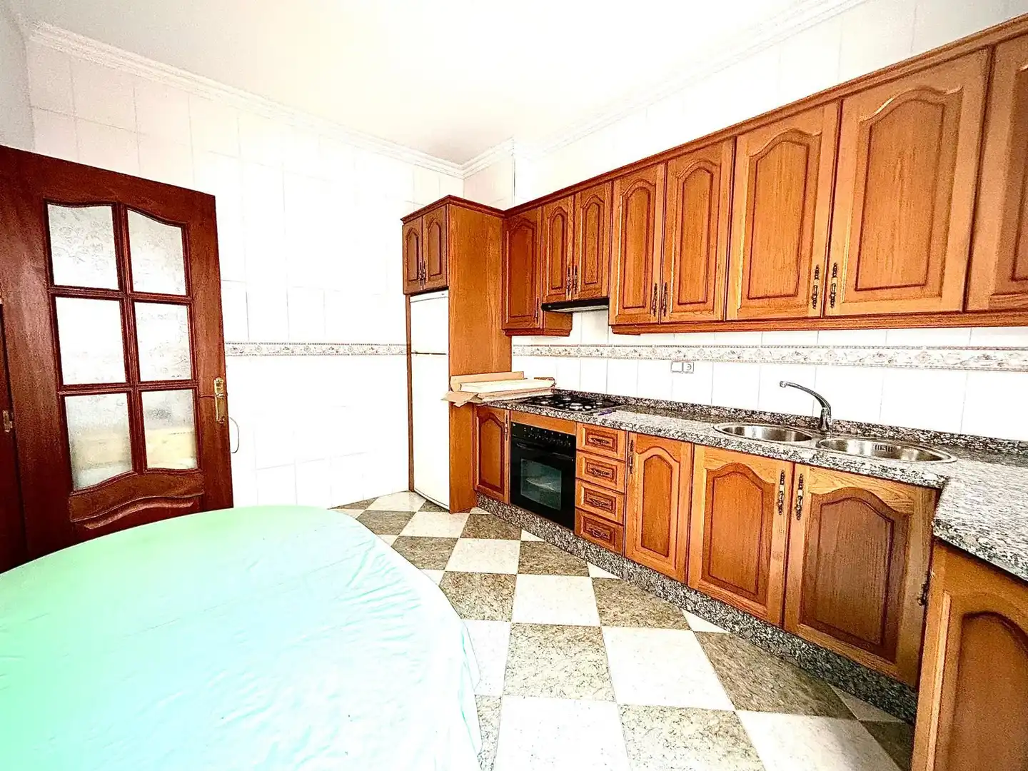 Cocina de Casa adosada en venta en Alcolea del Río con Alarma