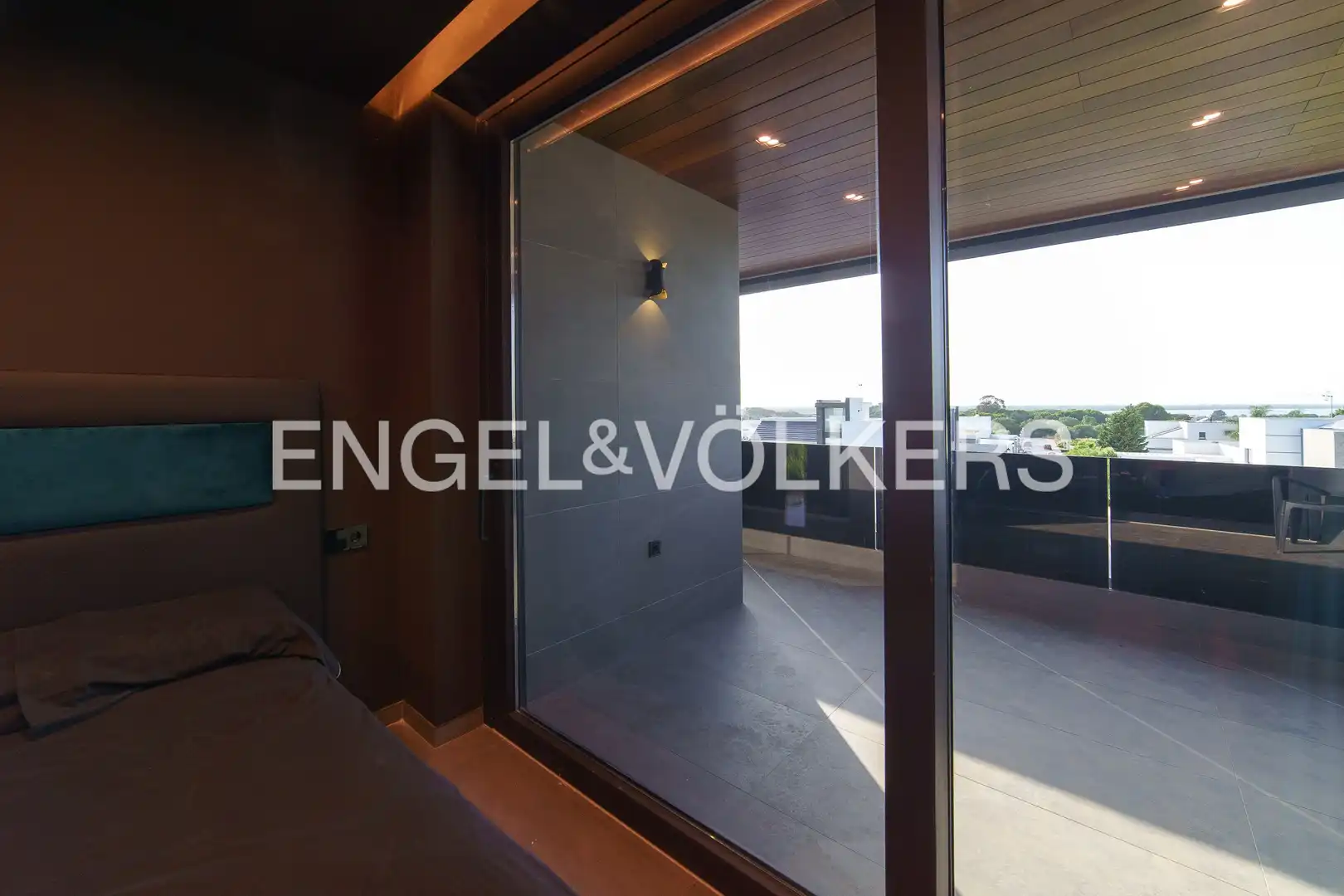 Terraza de Casa o chalet en venta en Sanlúcar de Barrameda con Aire acondicionado, Calefacción y Jardín privado