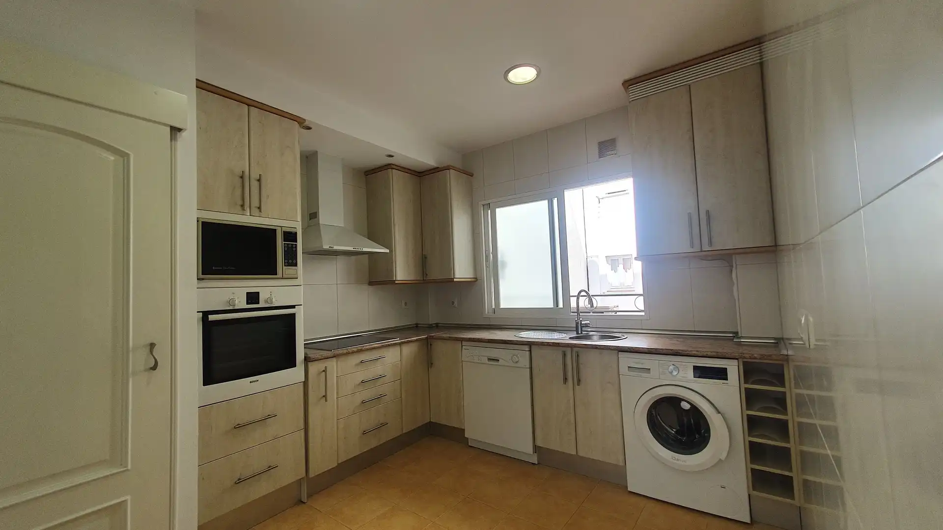 Flat for rent in Calle de San Bernardo, Universidad - Malasaña