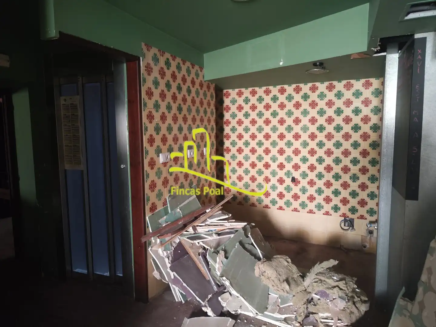 Habitación de Edificio en venta en Creixell con Piscina comunitaria