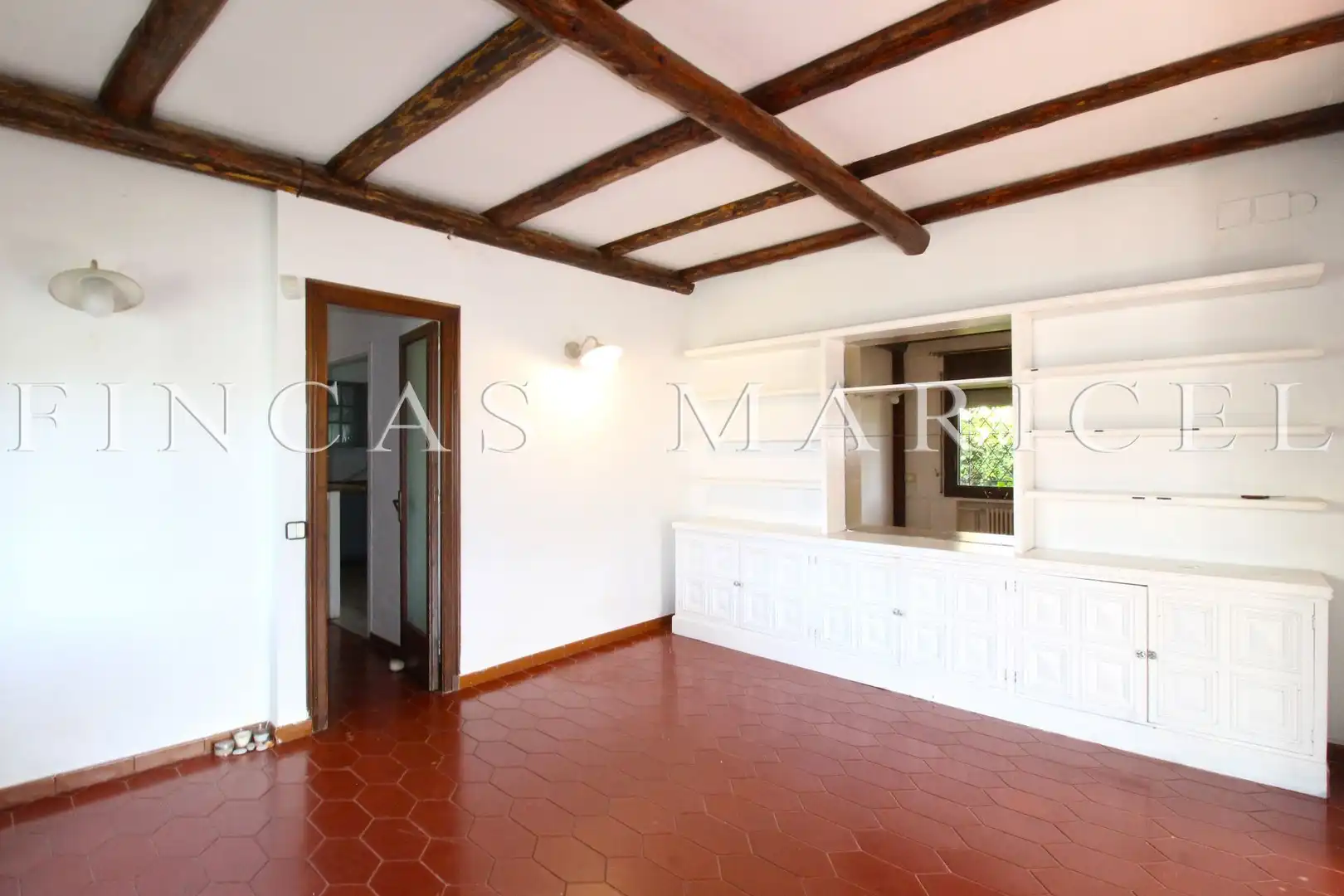 Sala de estar de Casa o chalet en venta en Sitges con Aire acondicionado, Calefacción y Jardín privado