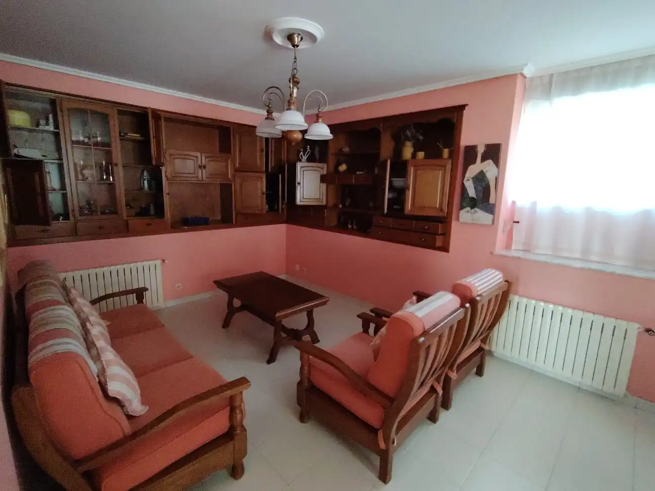 Sala de estar de Casa o chalet de alquiler en Oleiros con Calefacción, Jardín privado y Parquet