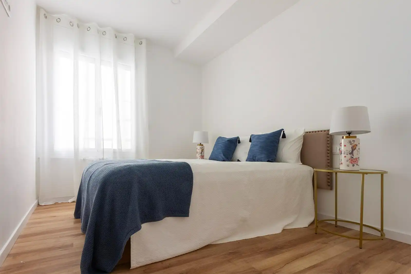 Bedroom of Flat for sale in Sabadell