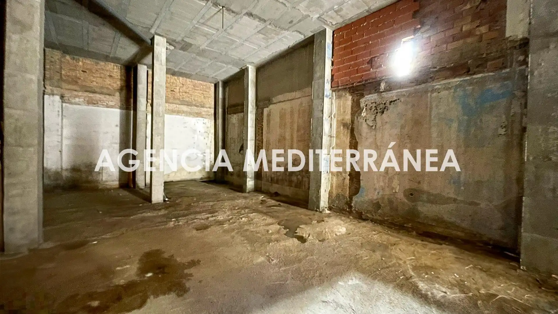 Local en venta en Quart de Poblet