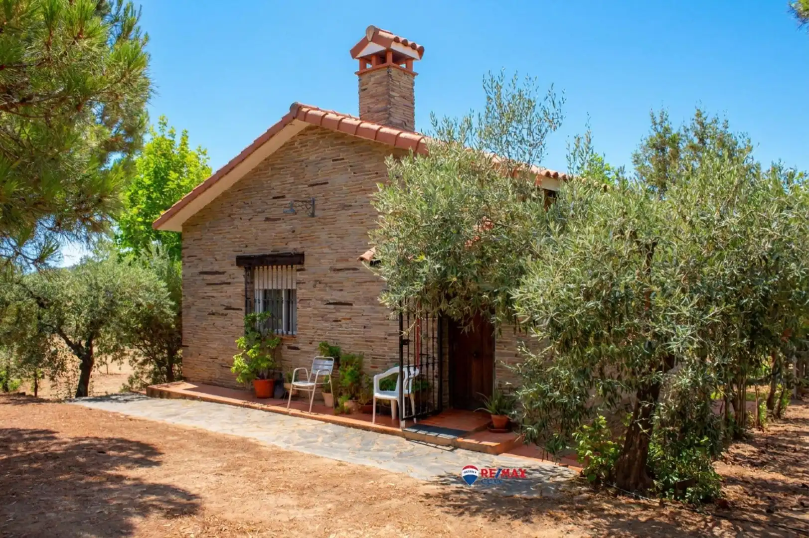 Vista exterior de Casa o xalet en venda en Puebla de Obando amb Aire condicionat, Calefacció i Jardí privat