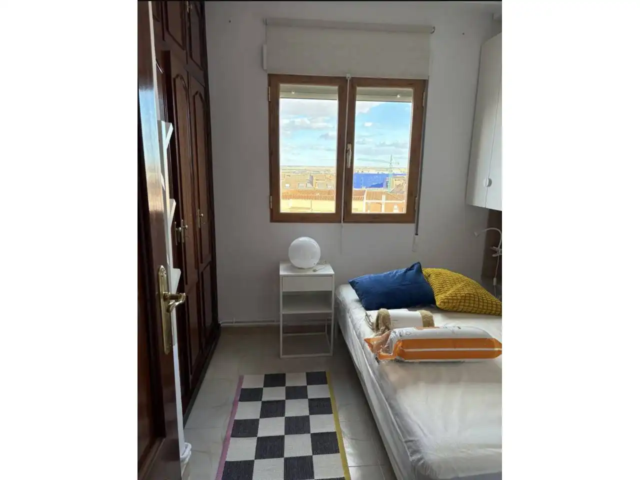 Flat with terrace to rent in Avenida REQUEJO, imagen 6