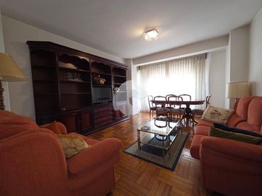 Piso con balcón en venta en Centro Urbano