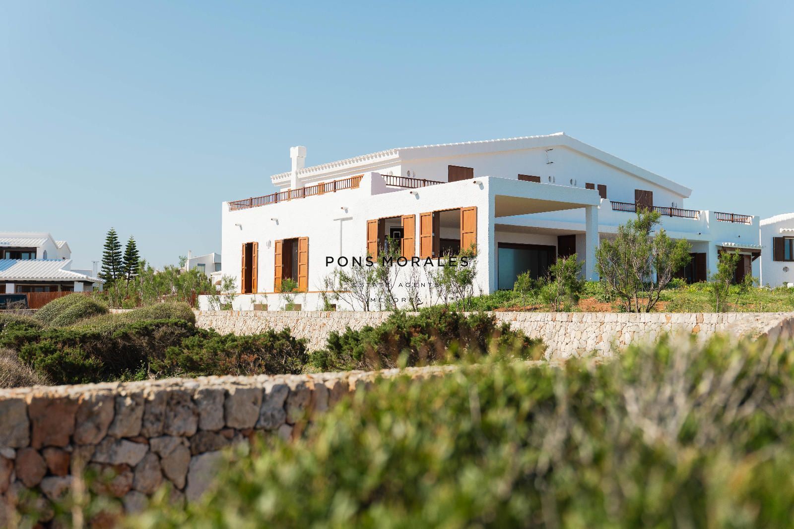 Vista exterior de Casa o xalet en venda en Ciutadella de Menorca amb Terrassa, Piscina i Alarma