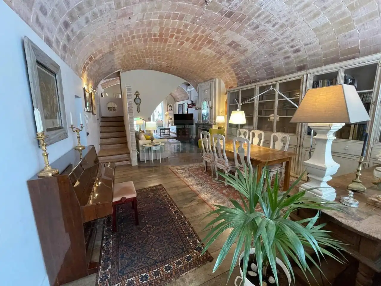 Esszimmer von Country house zur Miete in Navata mit Klimaanlage, Heizung und Privatgarten