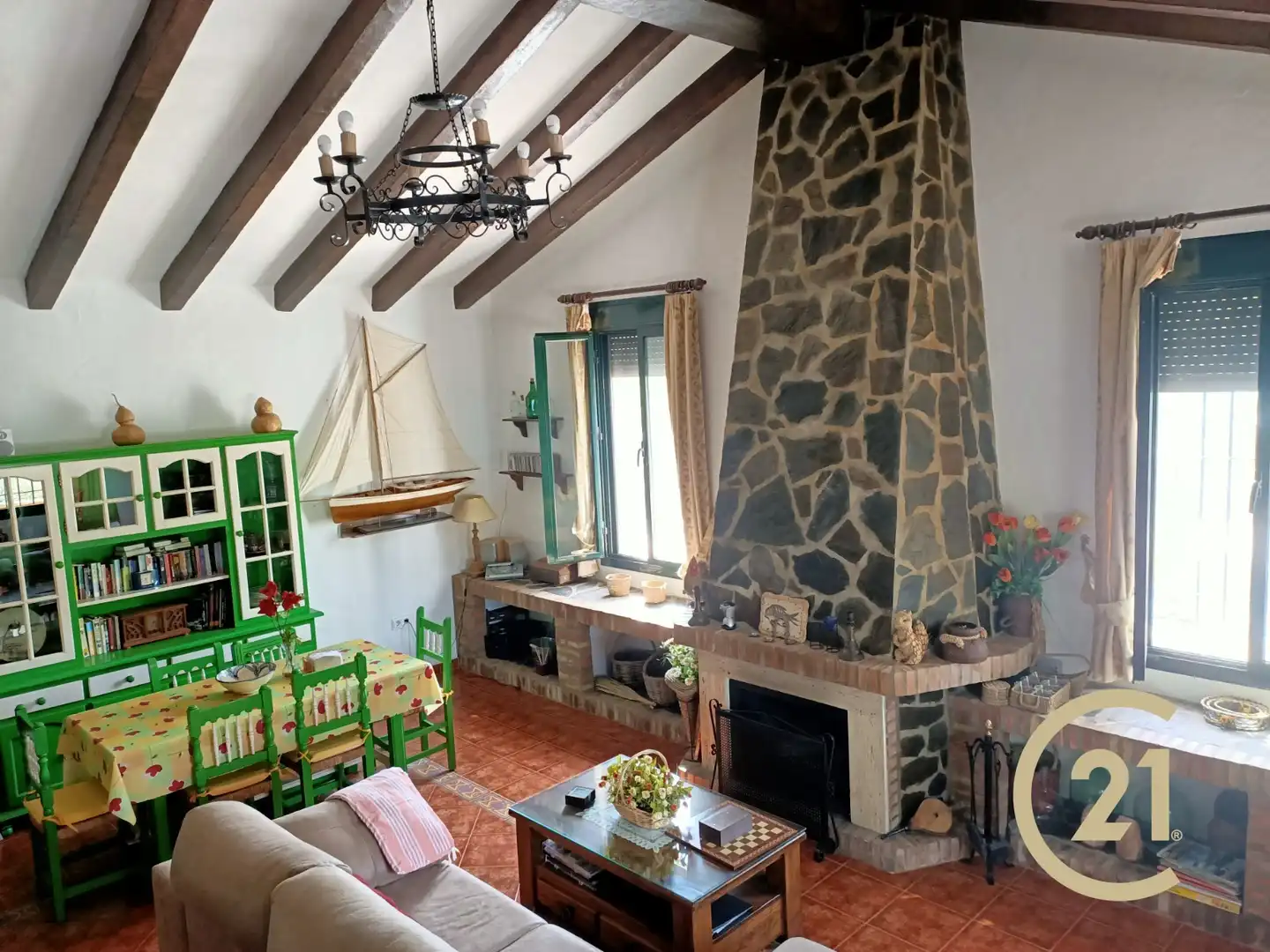 Sala de estar de Casa o chalet en venta en El Gastor con Aire acondicionado, Jardín privado y Terraza