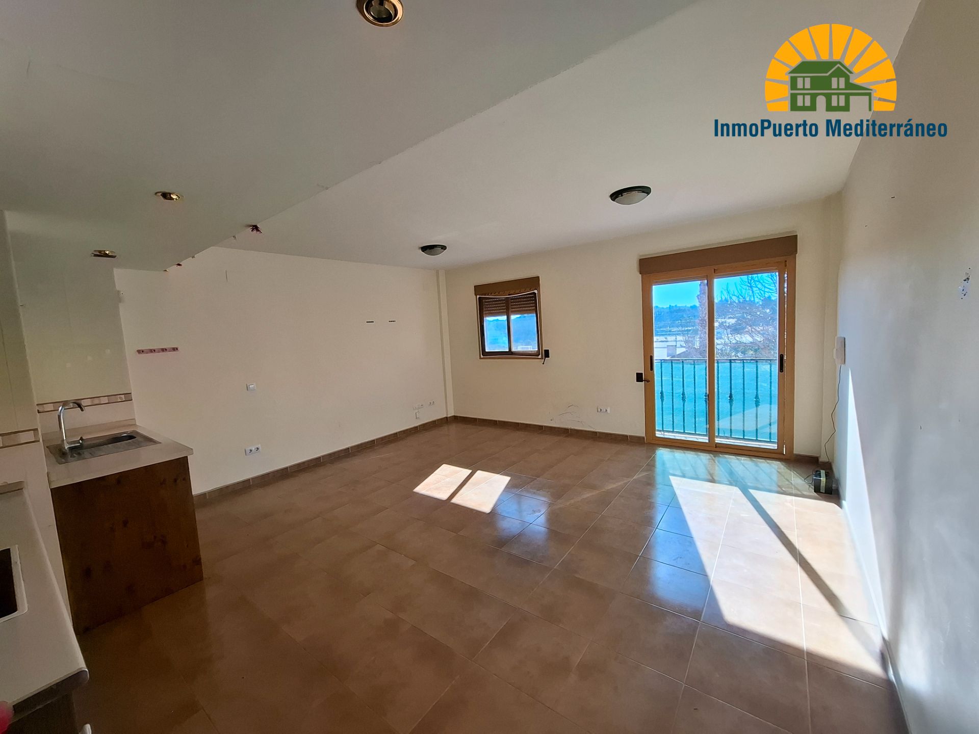 Vista exterior de Apartament en venda en Polop amb Balcó