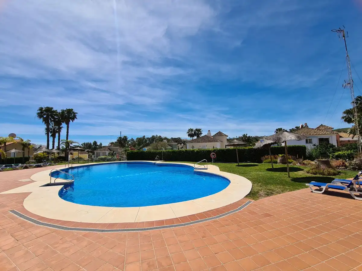 Casa con jardín en venta en La Duquesa, imagen 9