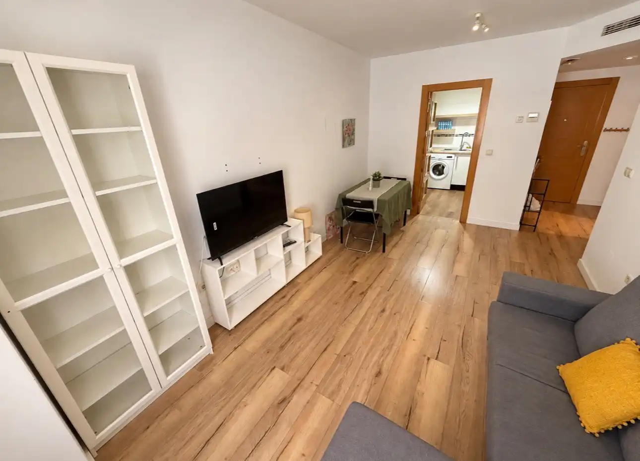 Apartament de lloguer a Calle Virgen de la Paloma, Peñamefecit - Avda Barcelona