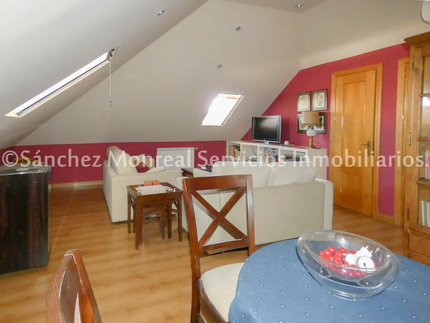 Casa adosada en venta en Avenida de la Cruz Roja, Alcázar de San Juan