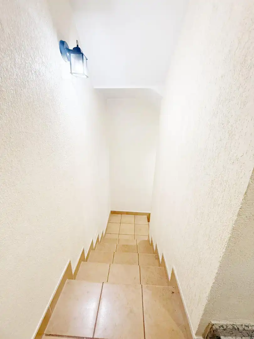 Casa adosada en venta en Almería con Terraza, Trastero y Balcón
