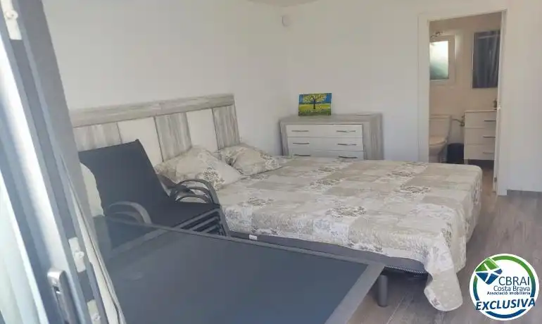 Casa amb piscina en venda a Carrer Pení, imagen 9