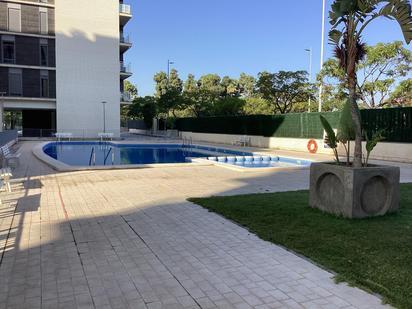 Swimming pool of Study for sale in Castellón de la Plana / Castelló de la Plana  with Air Conditioner