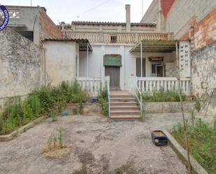 Vista exterior de Casa o xalet en venda en La Llosa amb Terrassa i Traster