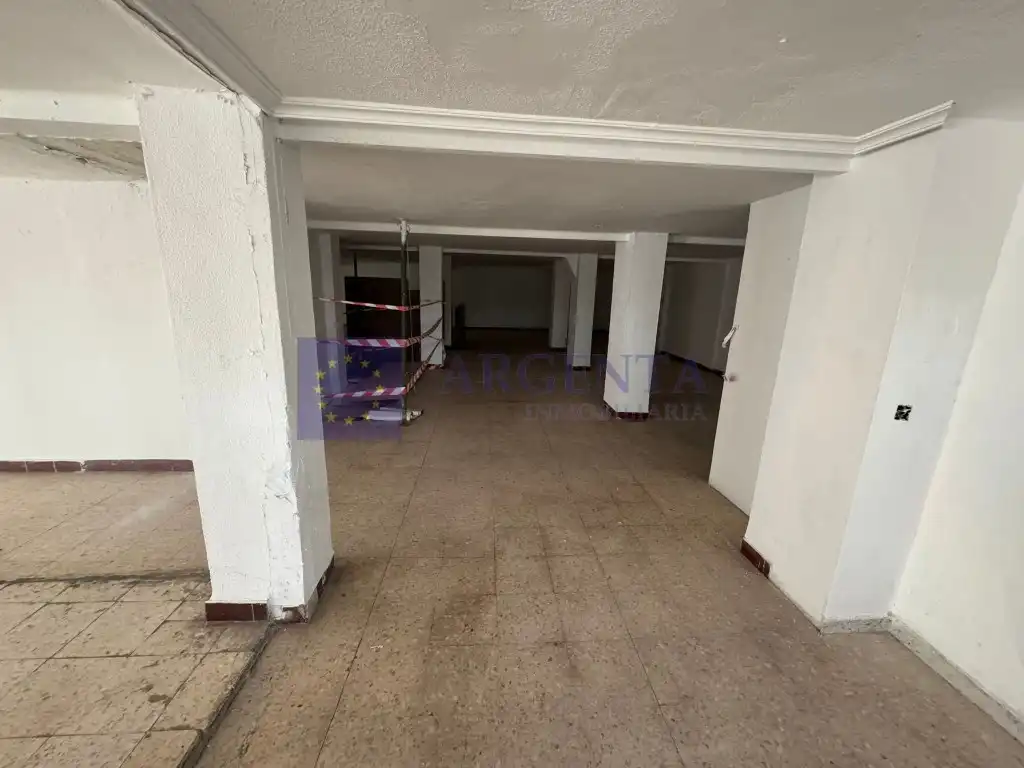 Locale commerciale in affitto a Avenida Hernan Cortes, imagen 17