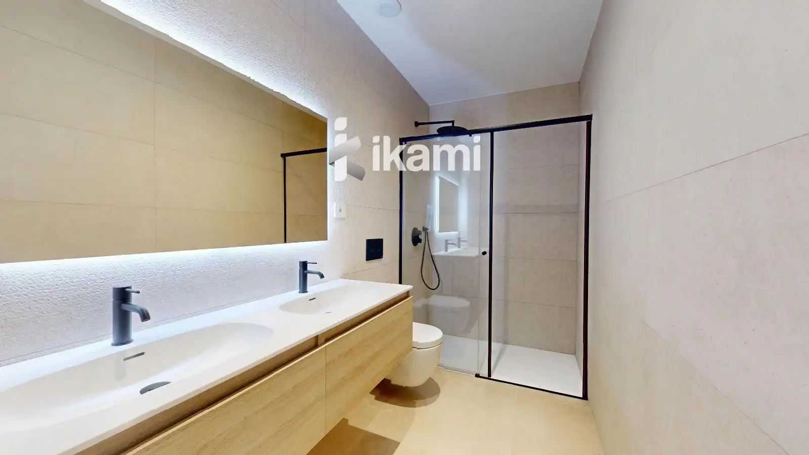 Bathroom of Houses for sale in Finestrat  with Air Conditioner, Heating and Swimming Pool
