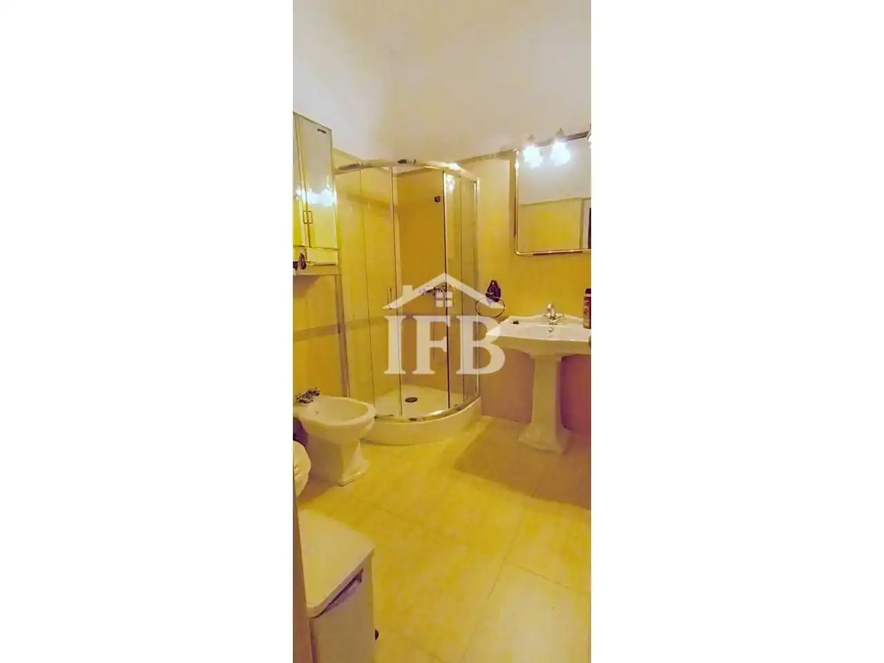 Bathroom of Houses for sale in Herreruela  with Terrace and Swimming Pool