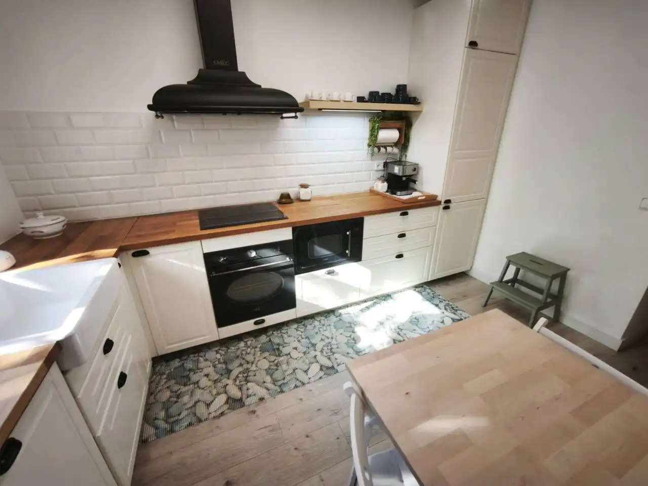 Cocina de Casa o chalet en venta en Santa Coloma de Gramenet con Aire acondicionado, Jardín privado y Parquet
