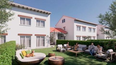 Foto 2 de Casa adosada en venda a Real, Villaturiel, León