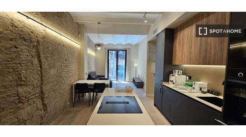 Foto 2 de Piso de alquiler en Barri Gòtic, Barcelona Capital