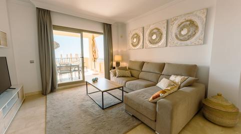 Foto 2 de Apartamento en venta en El Paraíso, Benahavís