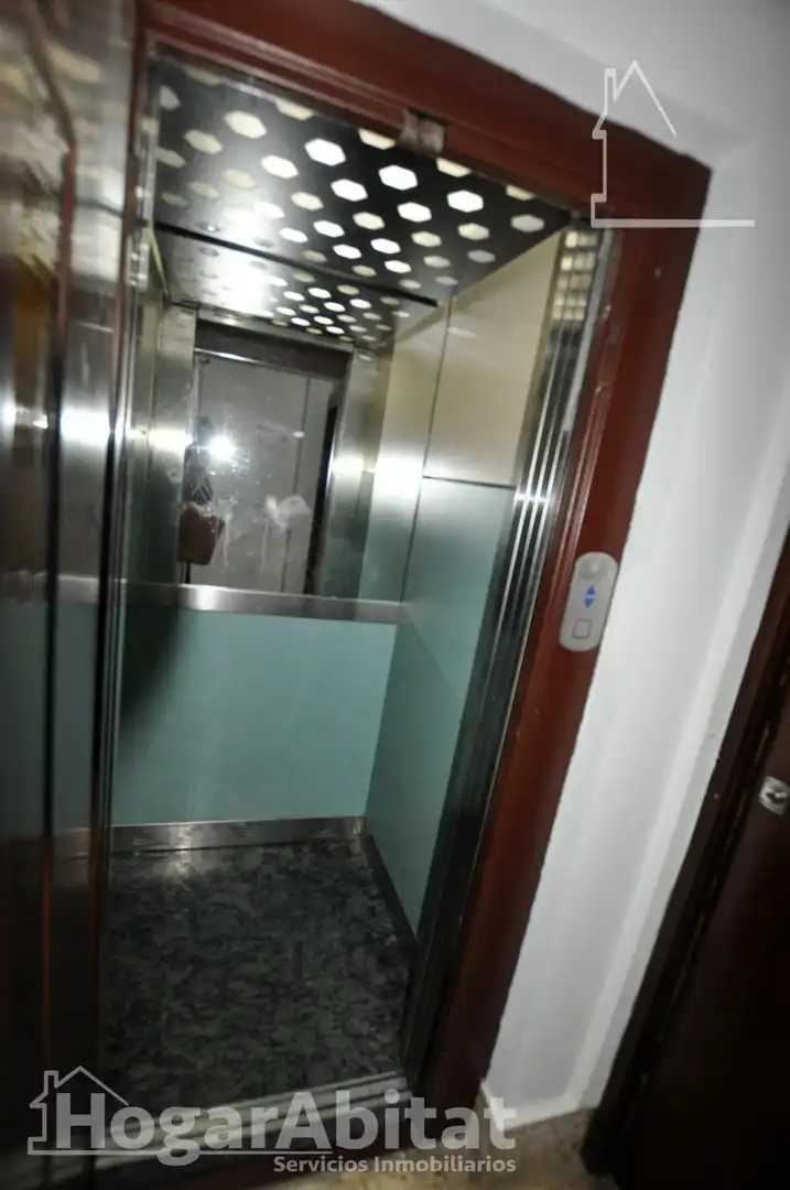 Piso en venta en Valencia con Terraza