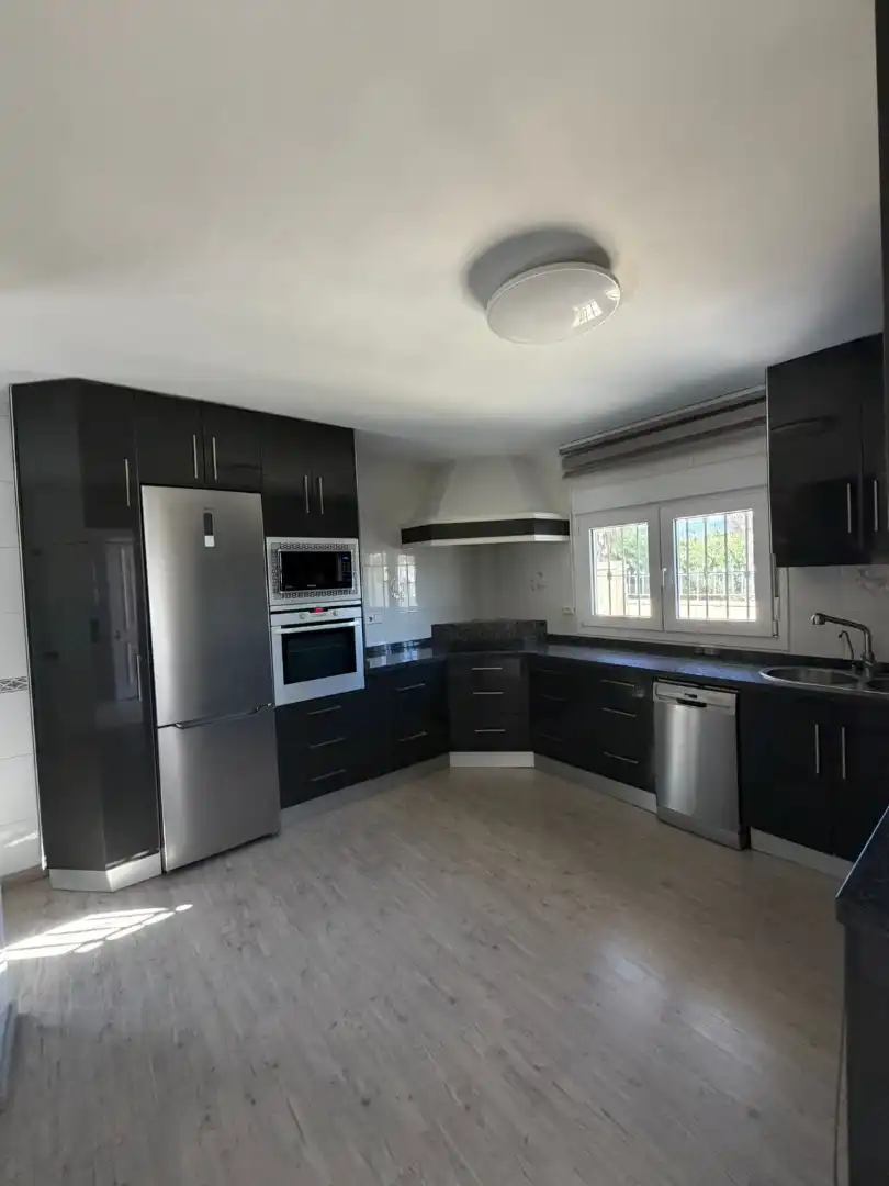 Cocina de Casa o chalet en venta en Torremolinos con Aire acondicionado, Calefacción y Terraza