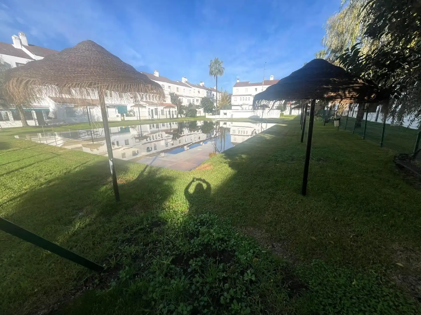 Vista exterior de Casa adosada en venta en El Portil con Jardín privado, Terraza y Amueblado