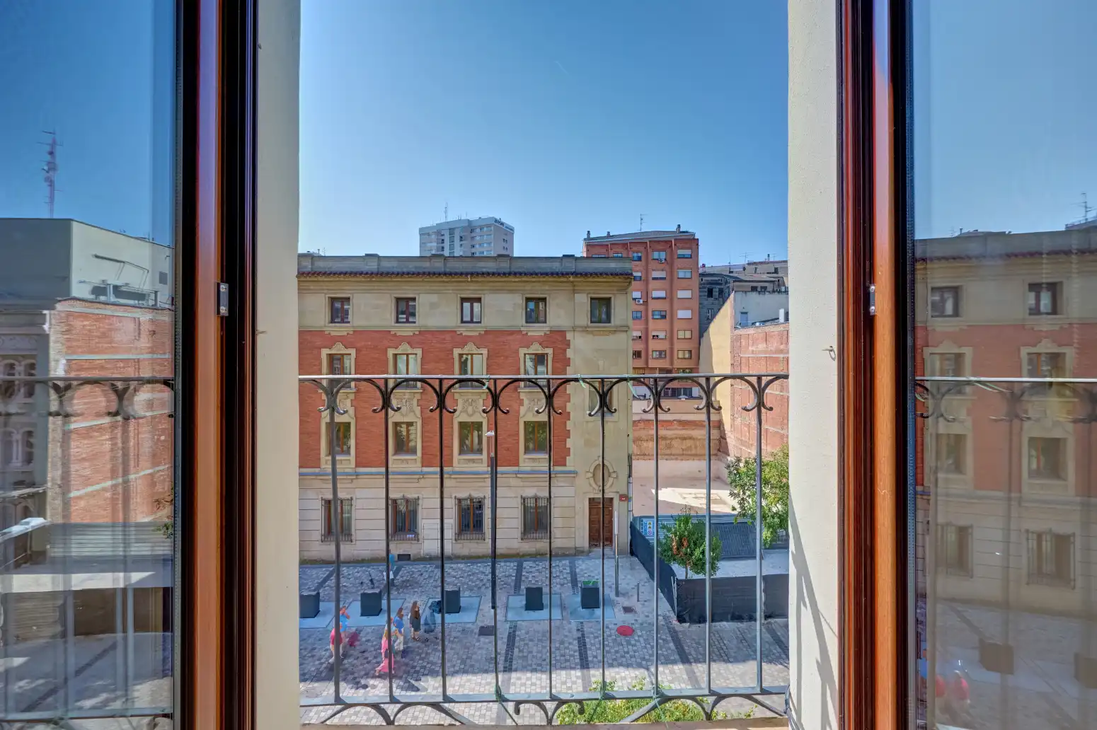 Terraza de Piso en venta en  Logroño con Calefacción, Parquet y Amueblado