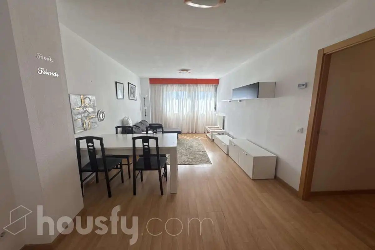 Sala de estar de Piso de alquiler en Valdemoro con Parquet y Amueblado