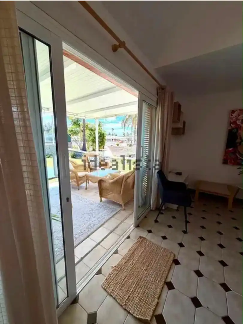 Vista exterior de Planta baixa de lloguer en San Bartolomé de Tirajana amb Jardí privat, Terrassa i Moblat