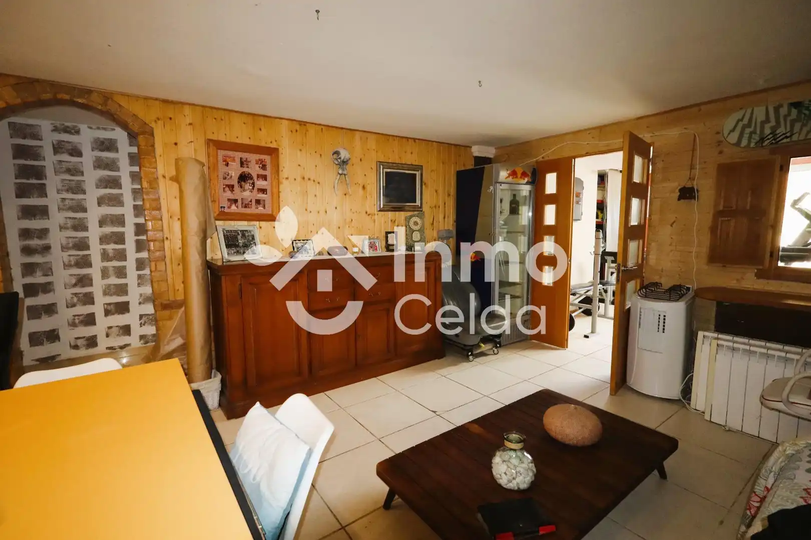 Sala de estar de Casa adosada en venta en Chiva con Aire acondicionado, Calefacción y Jardín privado