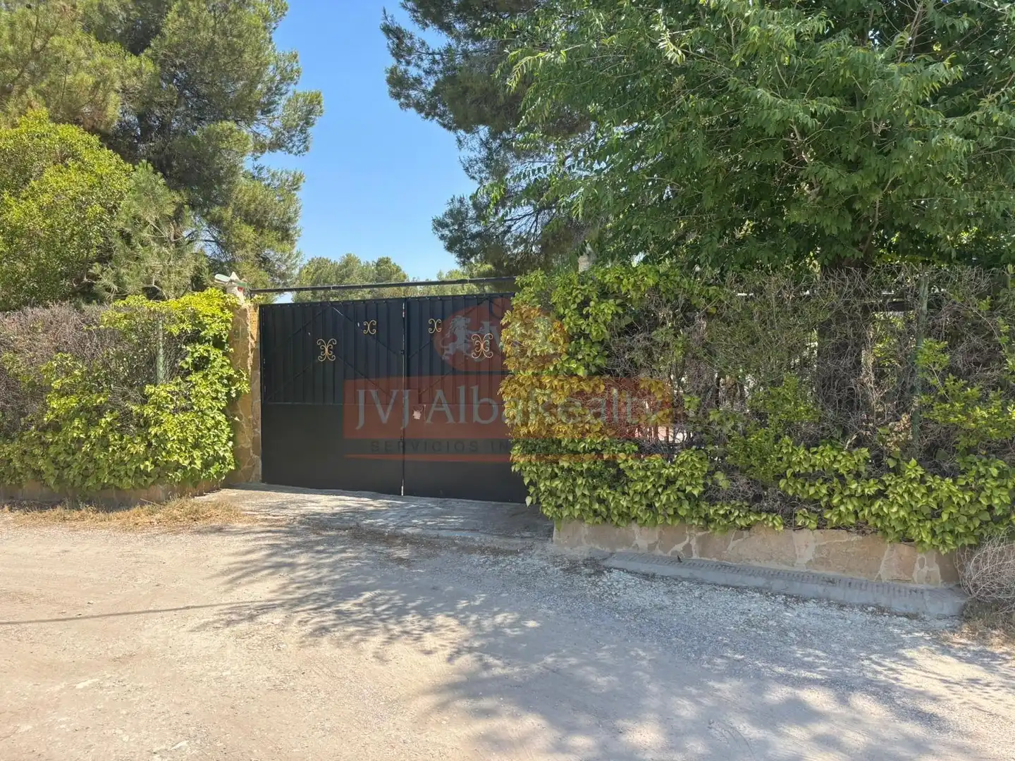Außenansicht von Country house zum Verkauf in Albacete mit Schwimmbad