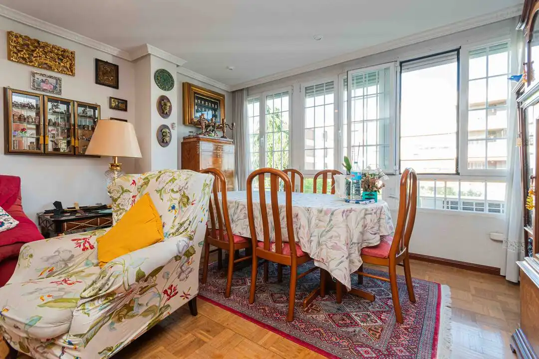 Dining room of Flat for sale in Madrid  with Air Conditioner, Heating and Storage room
