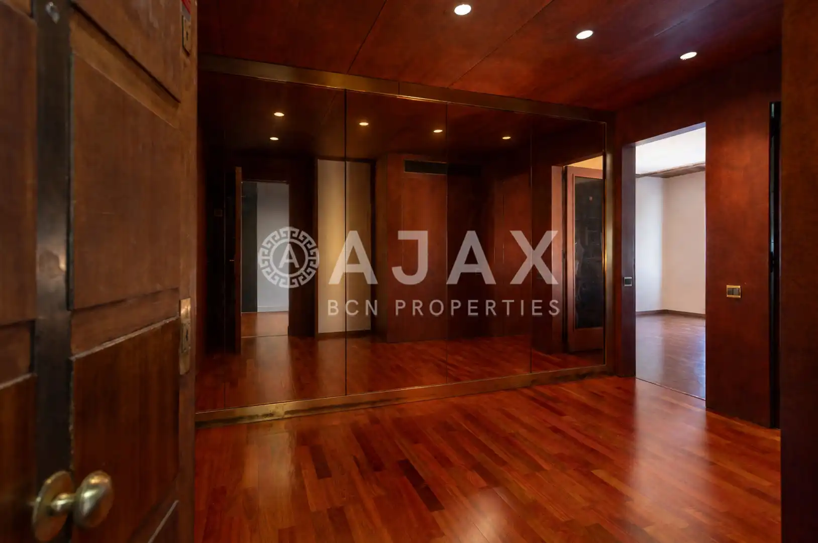 Ático en venta en Barcelona con Aire acondicionado, Calefacción y Terraza