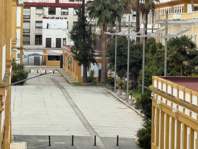 Vista exterior de Pis en venda en  Sevilla Capital amb Aire condicionat i Balcó