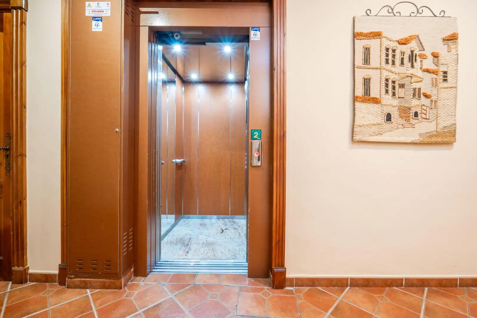 Inmuebles singulares con ascensor en venta en Diezma, imagen 25