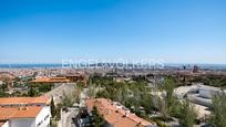 Vista exterior de Apartament en venda en  Barcelona Capital amb Calefacció