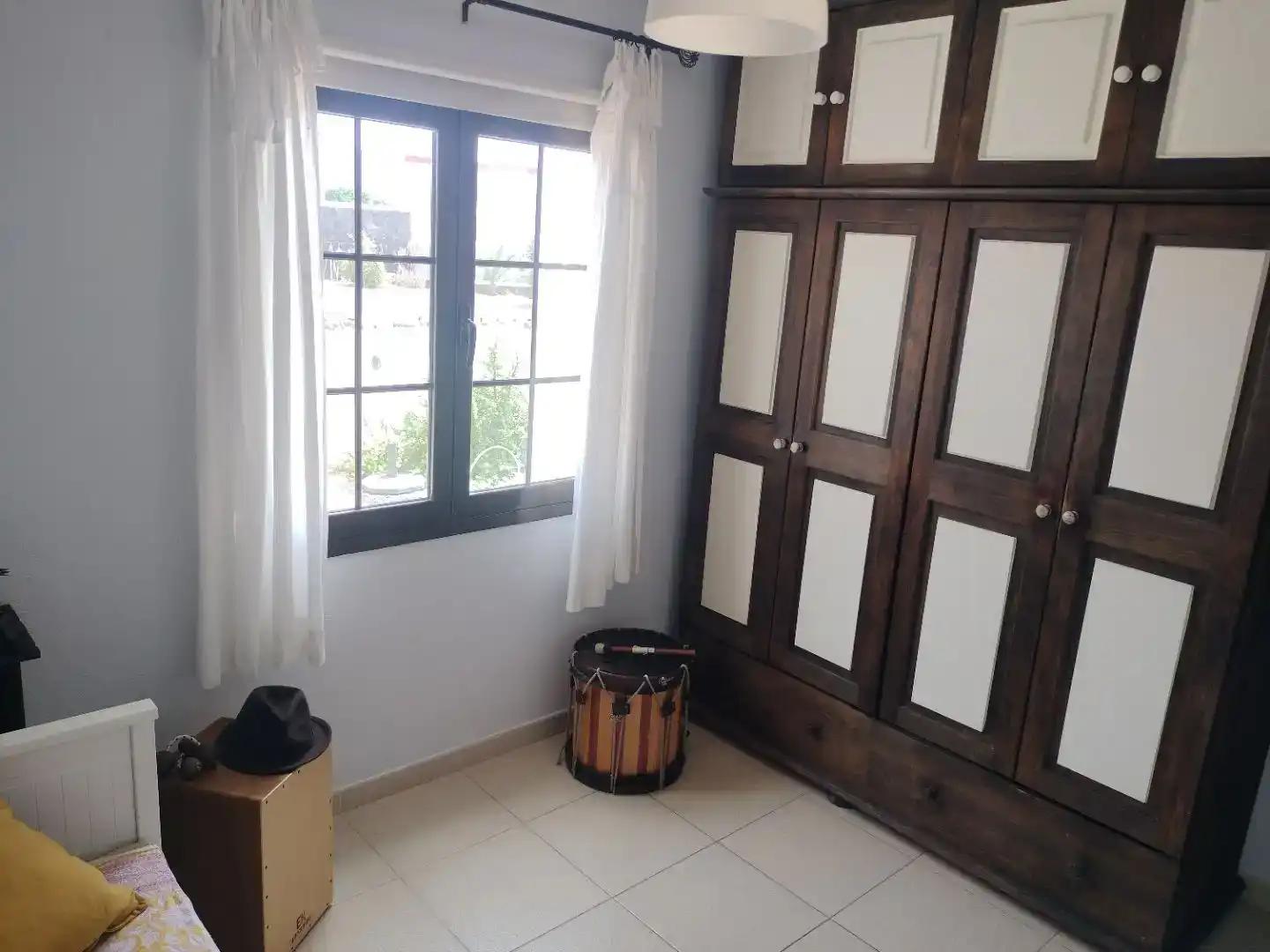 Dormitori de Casa o xalet en venda en La Oliva amb Terrassa i Balcó