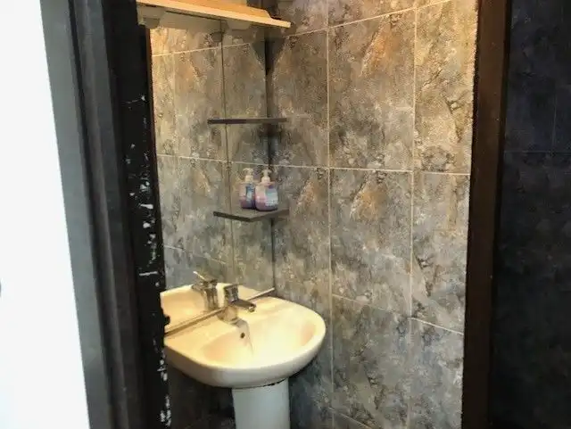 Local comercial en venda a Calle de Arias, imagen 13