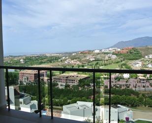 Exterior view of Apartment to rent in Benahavís  with Air Conditioner, Terrace and Swimming Pool