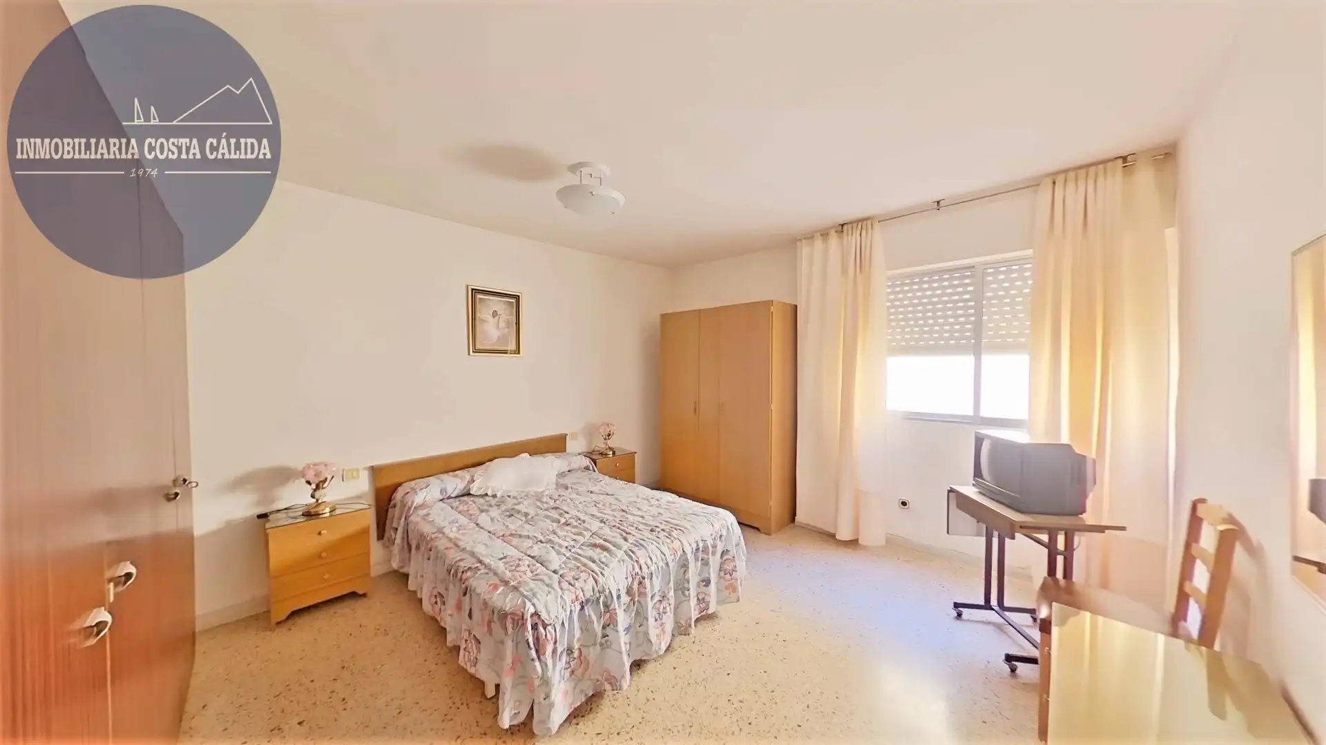 Habitación de Piso en venta en Águilas con Amueblado y Balcón