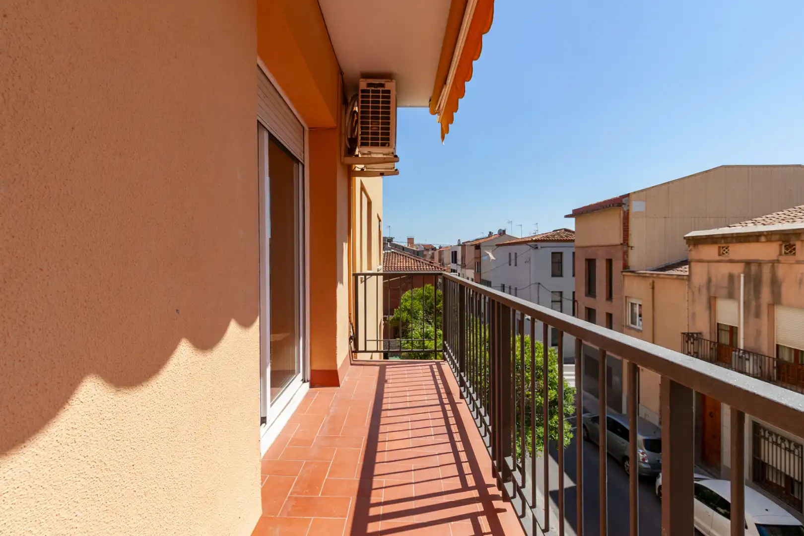 Balcony of Flat for sale in Terrassa  with Air Conditioner, Heating and Private garden