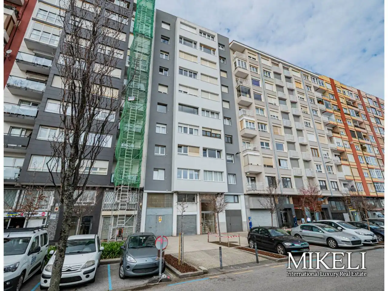 Vista exterior de Piso en venta en Santander con Parquet