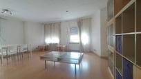 Sala d'estar de Pis en venda en Terrassa amb Calefacció, Parquet i Terrassa