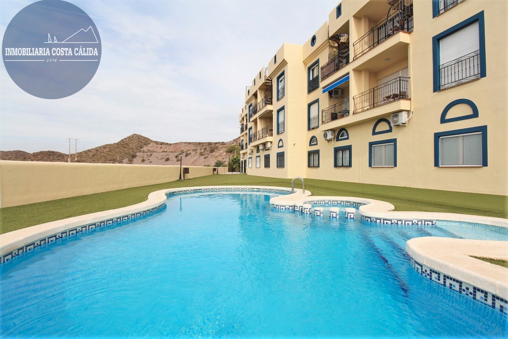Piscina de Apartament en venda en Águilas amb Aire condicionat, Calefacció i Traster
